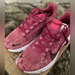 Nike Air Zoom SuperRep Go 3 NIB